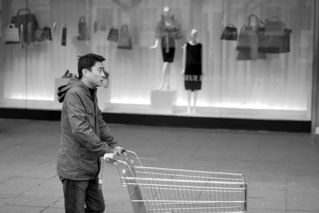 Global financial crisis reaches France historical image 1
